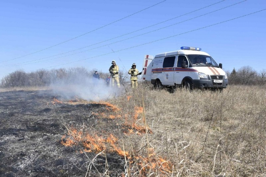 На выходных в Ростовской области ожидается чрезвычайная пожароопасность