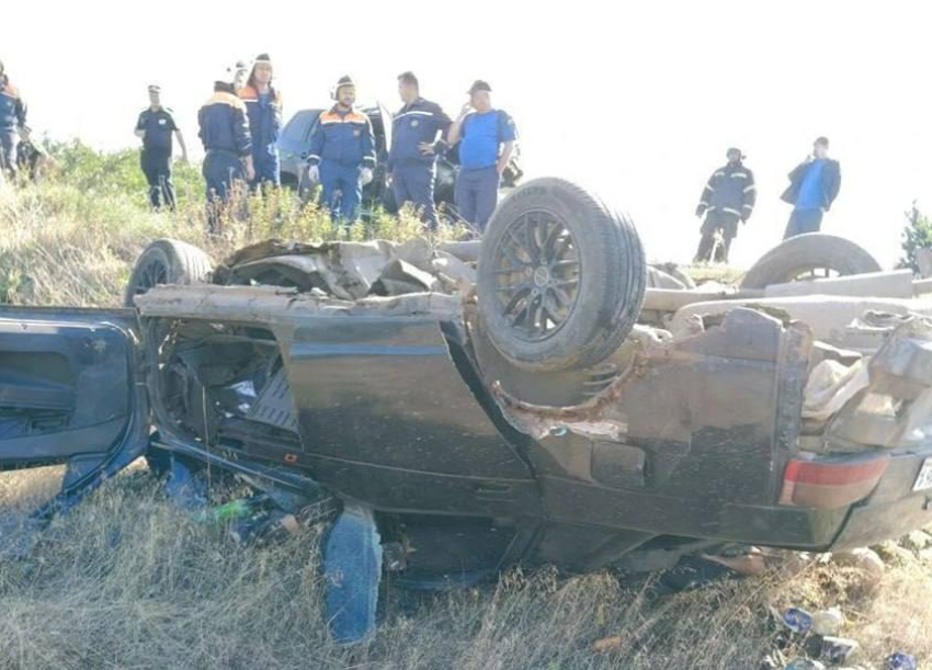 Пять человек погибли в страшном ДТП в Ростовской области