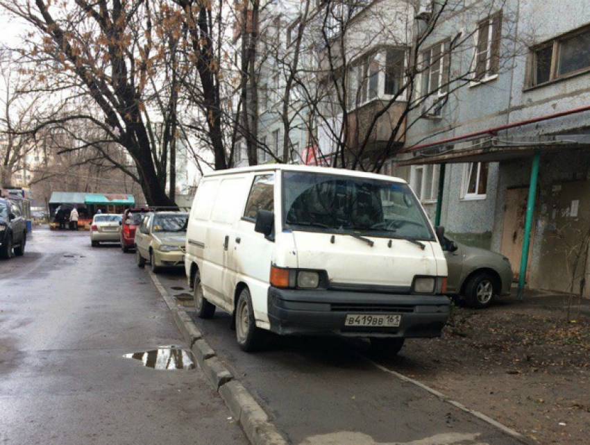 Очередные «мастера» парковаться до предела возмутили ростовчан
