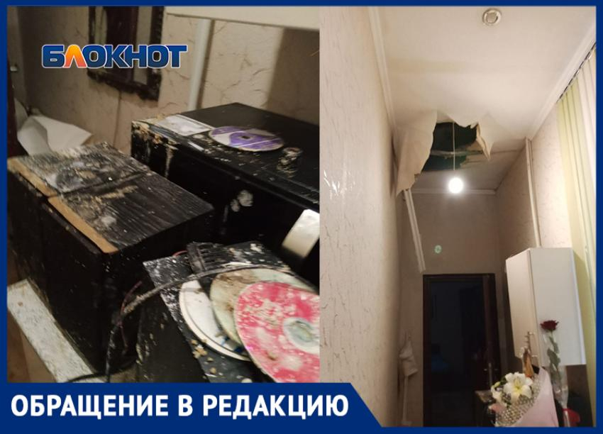 Без интернета и крыши: в многоквартирном доме в центре Ростова обрушился потолок