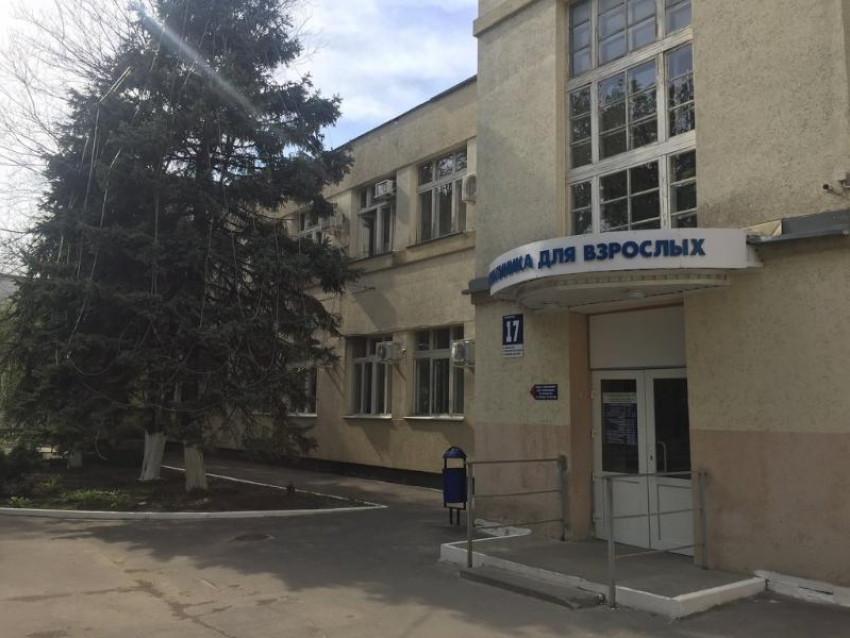 Для проведения капремонта поликлиники ЦГБ Ростова не хватило 300 млн рублей