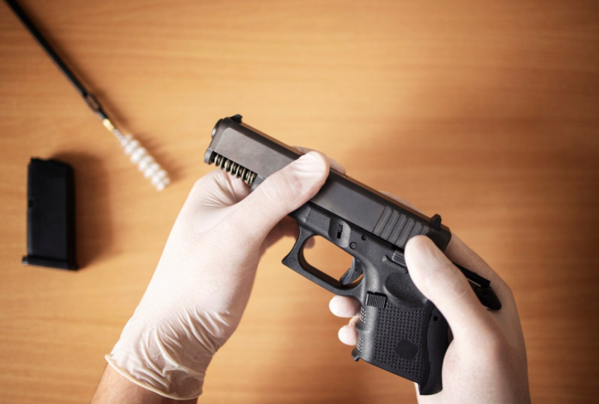 Росгвардия задержала школьника с игрушечным пистолетом в Ростове 