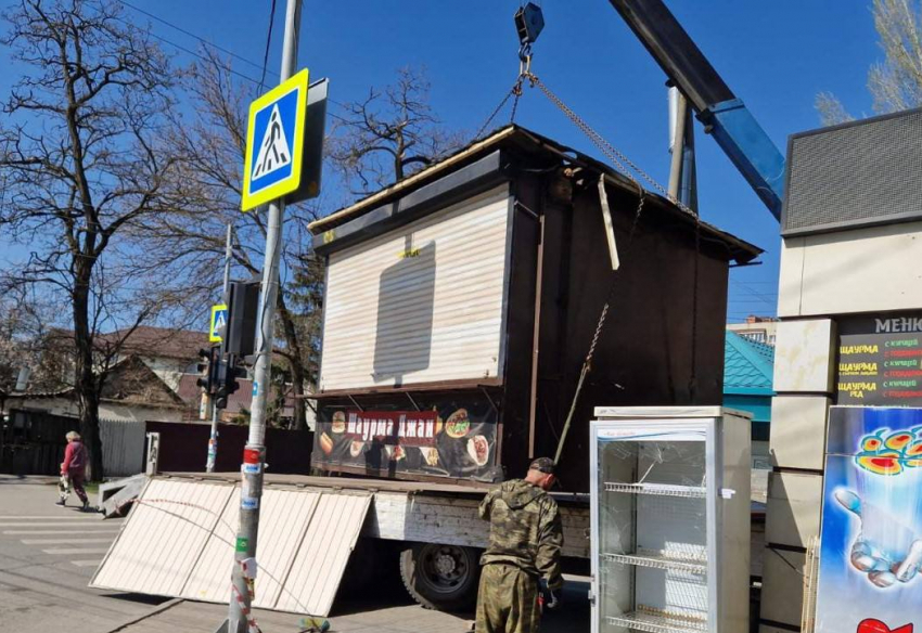 Малый бизнес Ростова рискует попасть под каток борьбы с ларьками