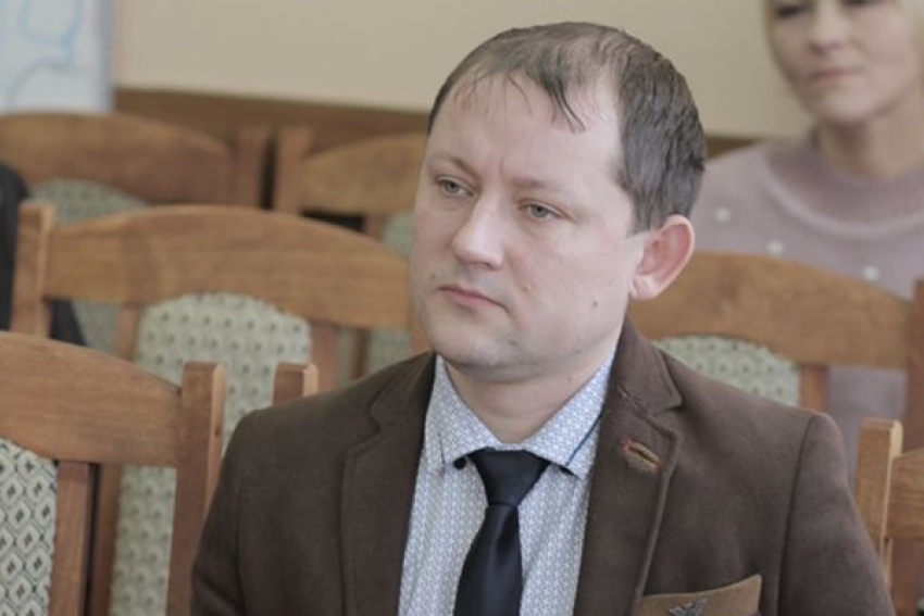 На сотрудника администрации Новочеркасска возбуждено уголовное дело за продажу 200 гектаров земли