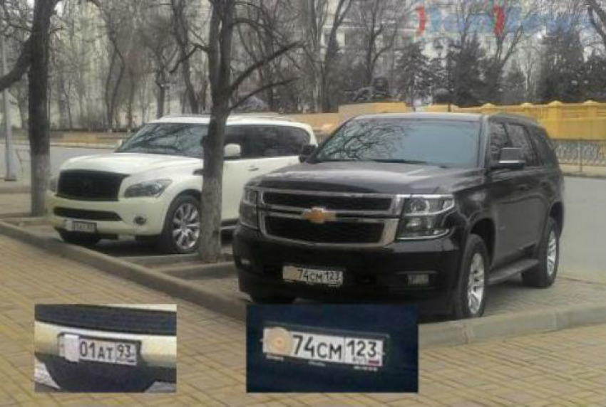 Хозяева элитных иномарок попытались спрятать свои номера, чтобы не платить за парковку в Ростове
