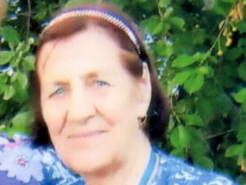 Пенсионерка в платье в цветочек пропала в Ростовской области