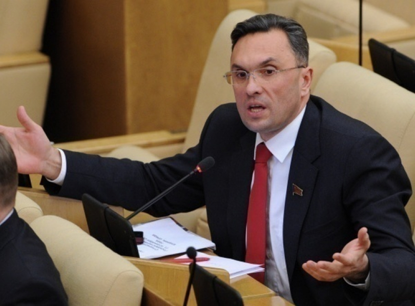 Госдума дала согласие на передачу дела депутата Бессонова в суд