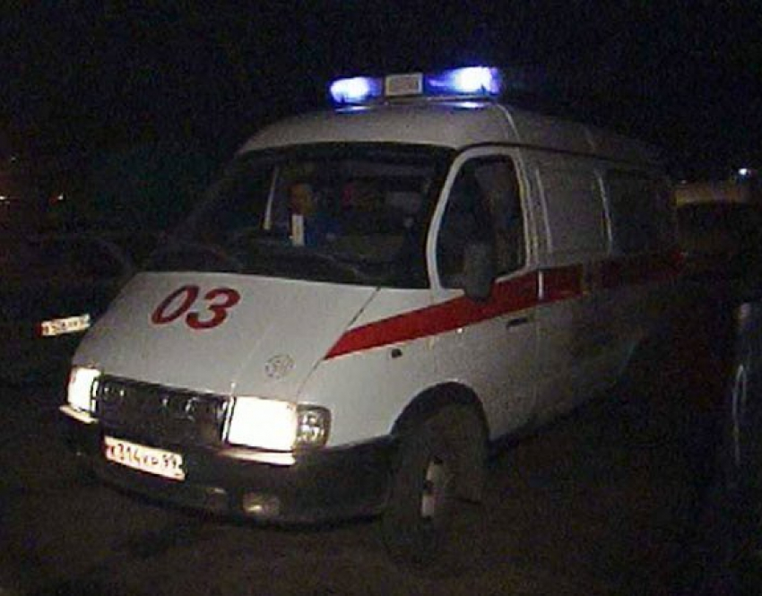 В Ростовской области в ДТП погибли 28-летний полицейский и его 26-летняя жена
