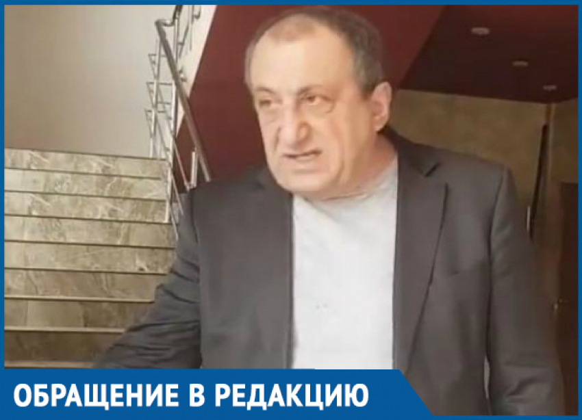 Ростовчанка пожаловалась, что хозяин кафе «Лагуна» избил ее и отобрал оборудование для фотозоны