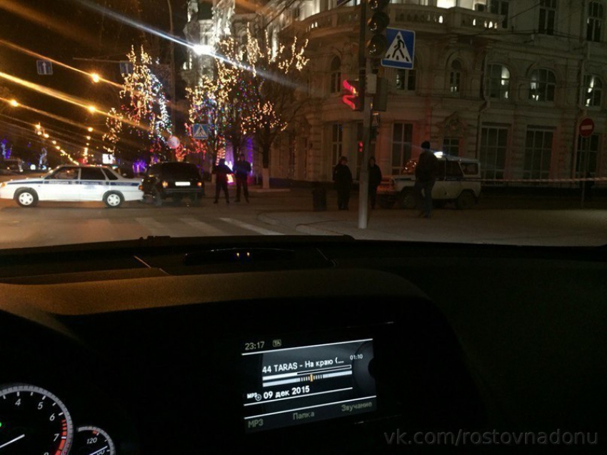 В Ростове здание администрации обыскивали саперы 