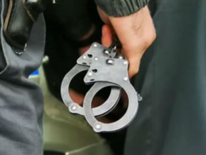 Пообещавшая «скостить срок» преступнику мошенница отправится за решетку в Ростове