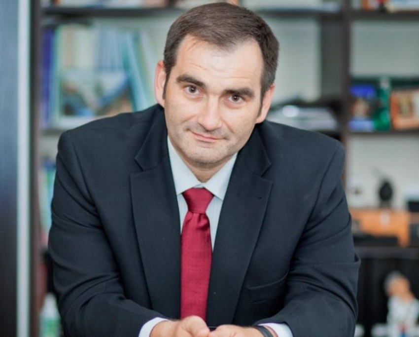 Экс-глава Минздрава Юрий Кобзев возглавил реабилитационный центр в Таганроге