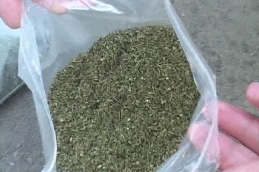 Житель ростовской области дома хранил 400 граммов марихуаны