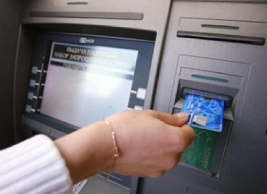В Ростовской области судебные приставы смогут снимать деньги со счетов должников