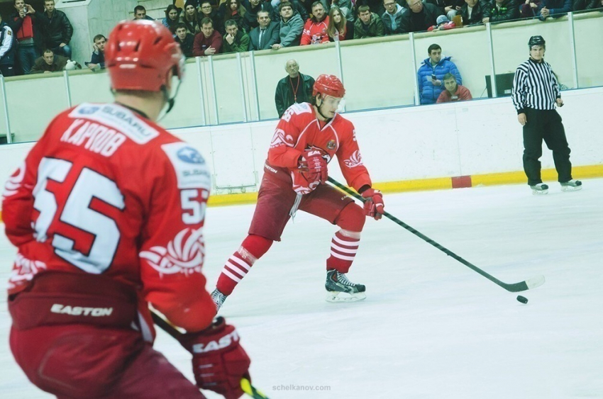 Перед началом сезона хоккейный клуб «Ростов» проведет два товарищеских матча