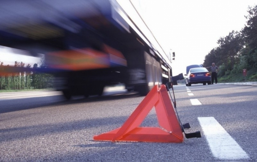 Под Аксаем 80-летнюю старушку  насмерть сбила «Ока"