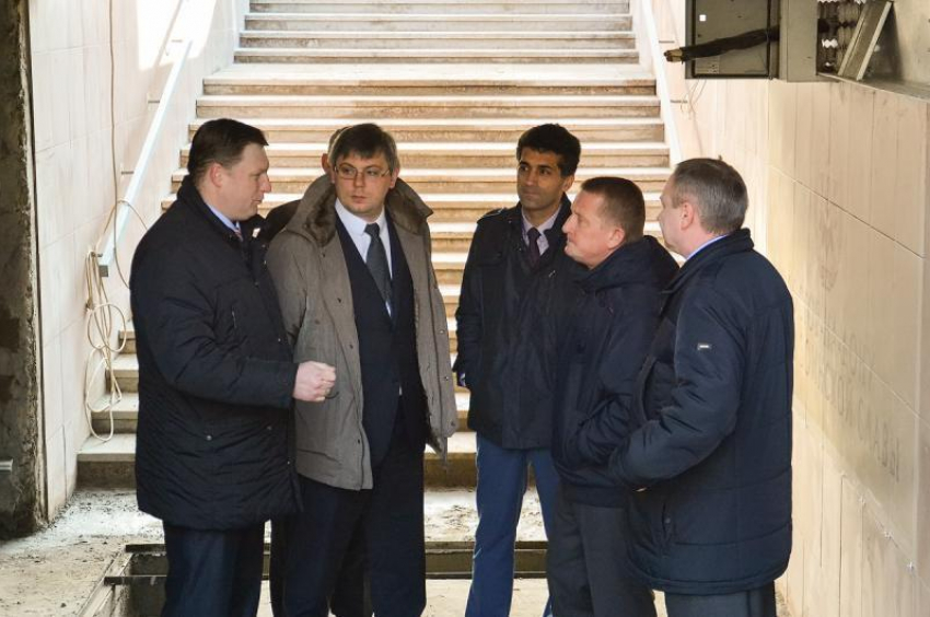 В Роствое строительство перехода на Шолохова практически завершено