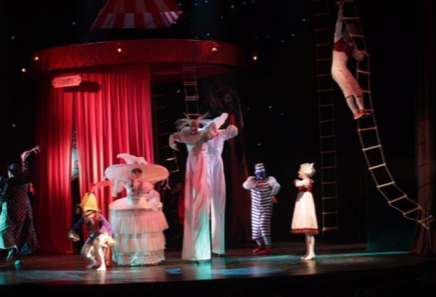Школьники увидят в ростовском молодежном театре «Пеппи длинный чулок» в День знаний