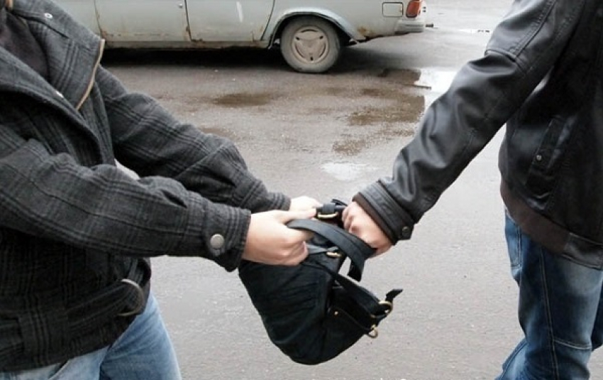 На Дону задержали уличного грабителя