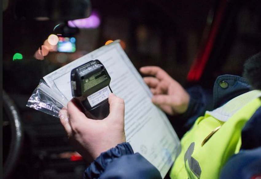 Сальский инструктор автошколы задержан за пьяное вождение 