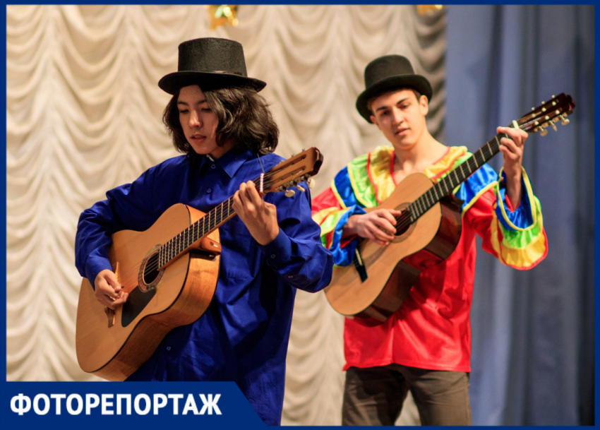 «Битва чтецов»: ростовские школьники сыграли главные роли в любимых произведениях