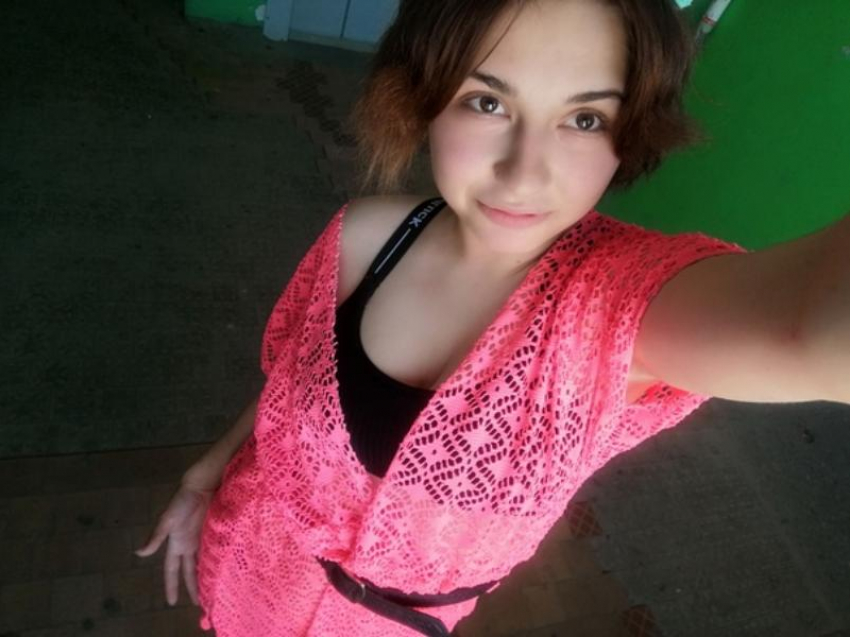 В Ростове почти месяц ищут пропавшую 24-летнюю Анжелику Гуличенко