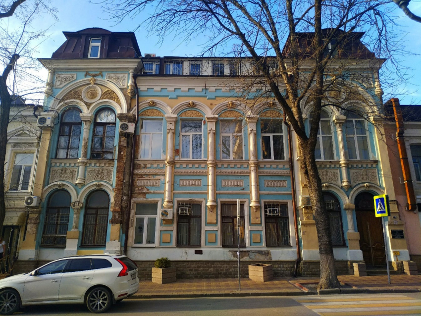 В Ростове приступили к капитальному ремонту доходного дома Шапошникова