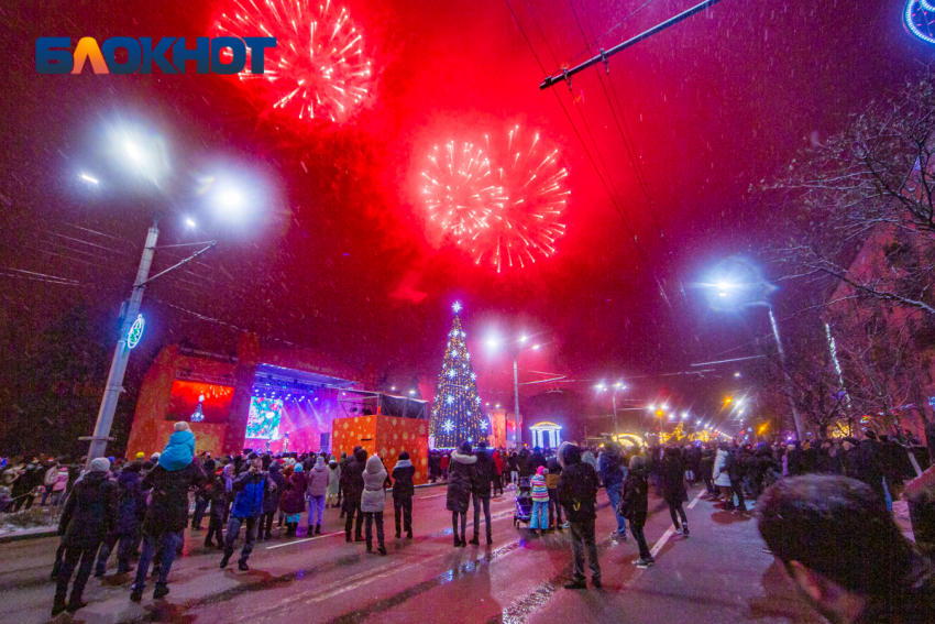Власти Ростова опубликовали список площадок для запуска фейерверков в новогодние праздники