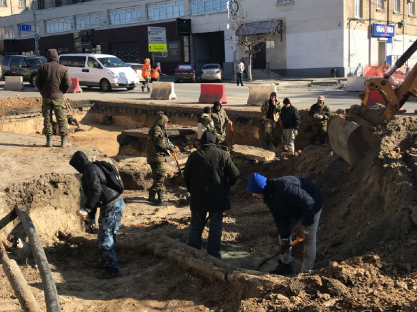 "Пробочный» ад на ростовском проспекте Ворошиловском завершится не раньше мая