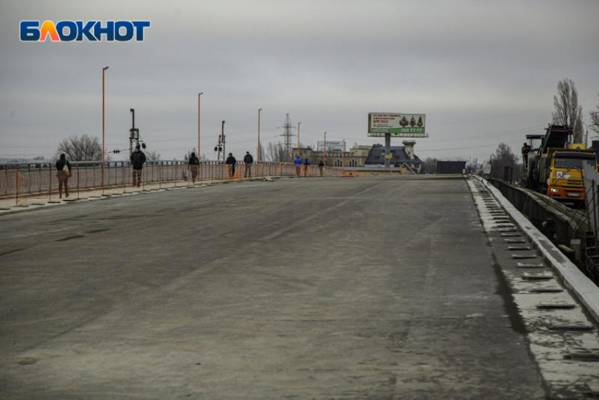 Перехватывающие парковки появились у моста на Малиновского в Ростове