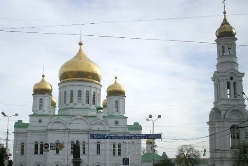 Власти Дона собирают деньги на реставрацию Ростовского кафедрального собора с помощью SMS