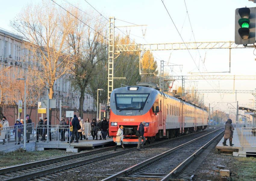 В 2025 году под колеса поезда попали 39 невнимательных жителей Ростовской области