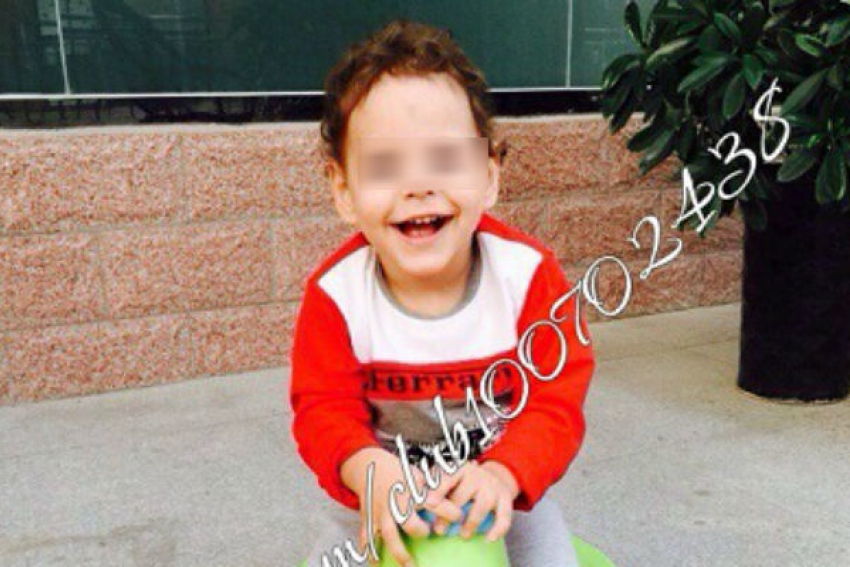 Двухгодовалый малыш из Ростовской области нуждается в помощи, чтобы встать на ноги