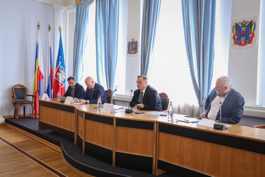 Депутаты ростовской гордумы: пережили пандемию, переживем и рецессию
