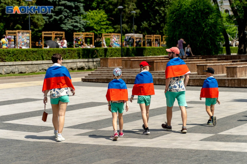 В Ростовской области дети мобилизованных получат бесплатные путевки в лагеря