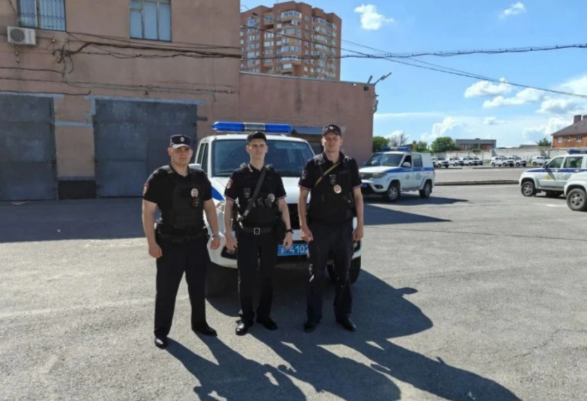 Ростовчанин поблагодарил полицию за спасение бабушки и доставку лекарства