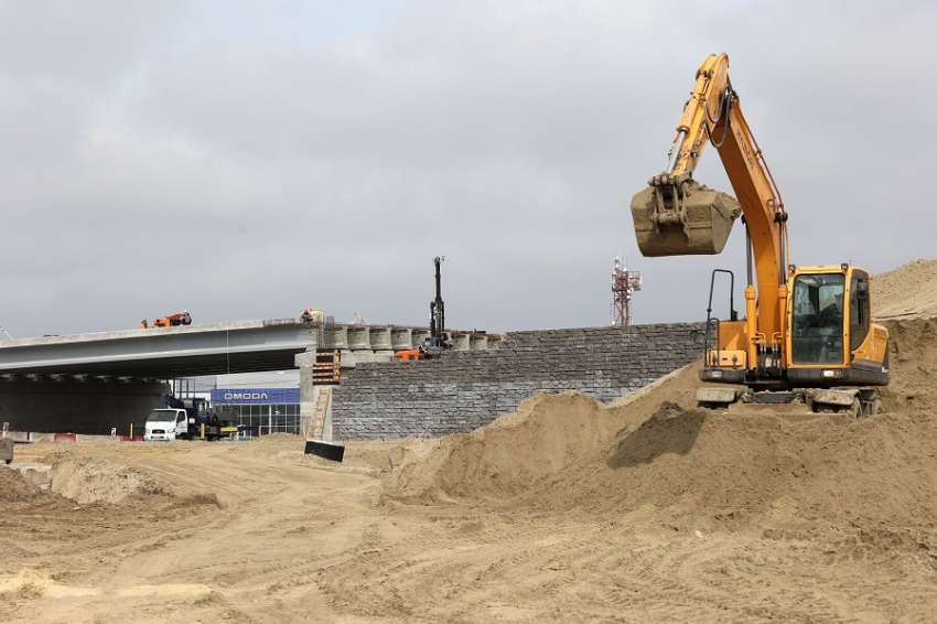 Слюсарь назвал сроки открытия движения на Вавилова в Ростове