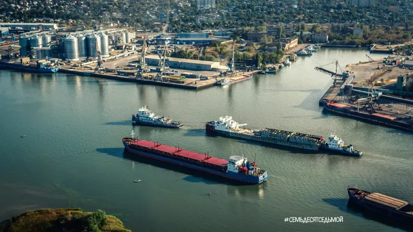 Минтранс перестраивает логистику в Азовском море из-за атак дронов