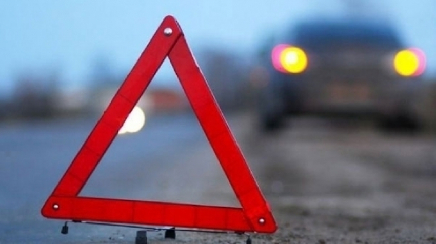 В Ростове лоб в лоб столкнулись две легковушки