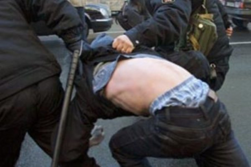 В Ростовской области на экс-полицейских завели уголовное дело за вымогательство