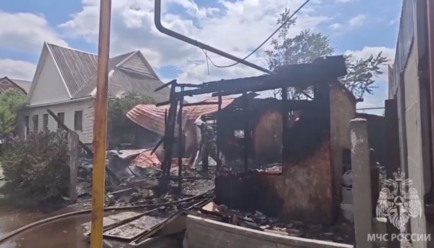 Стали известны подробности гибели двух подростков на пожаре в Батайске