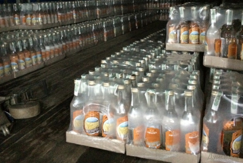 В Таганроге накрыли цех по производству нелегального спиртного 