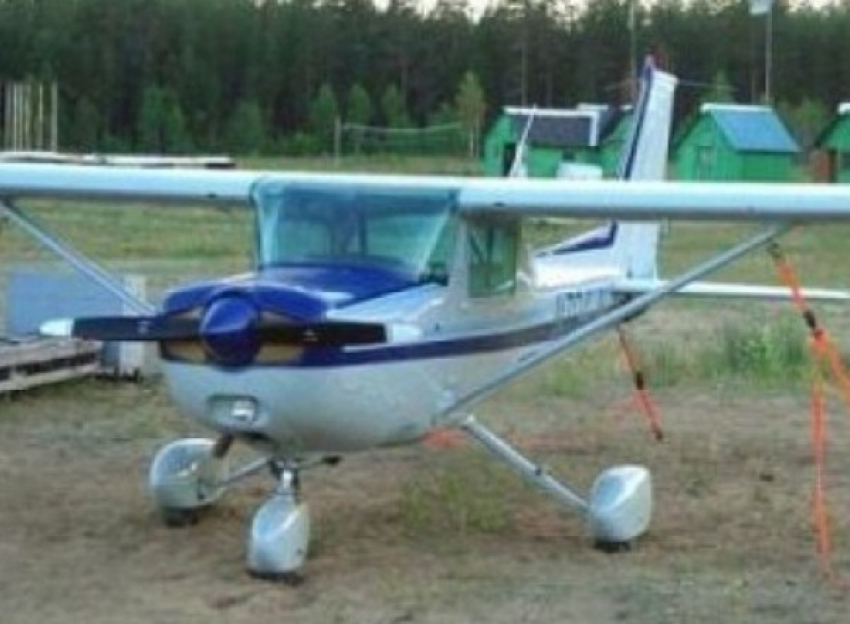 В Ростовской области рухнул легкомоторный самолет: пилот доставлен в больницу с переломами ног