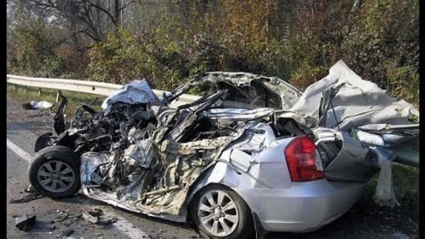 Брат и сестра из Ростова попали в аварию в Грузии и нуждаются в транспортировке