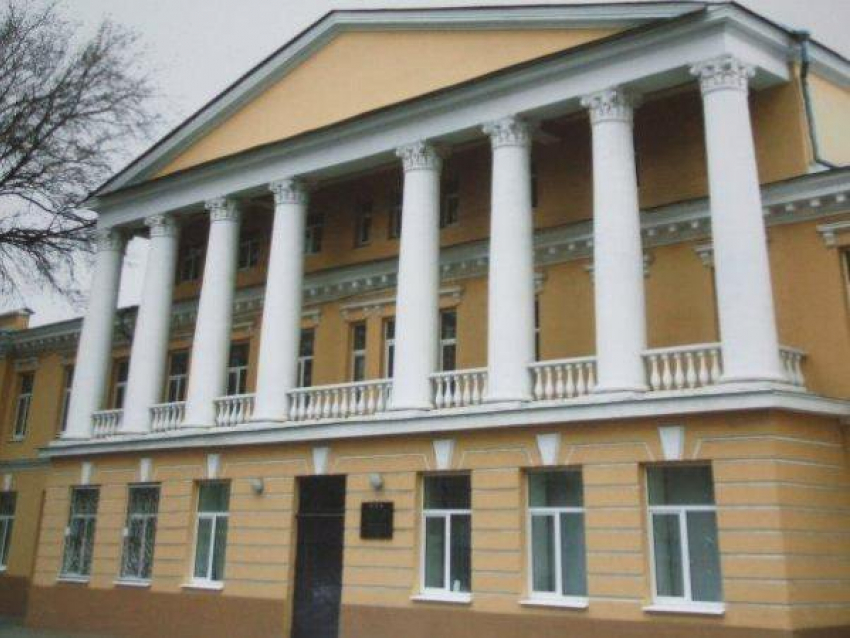 В Таганроге загорелся филиал РИНХА 