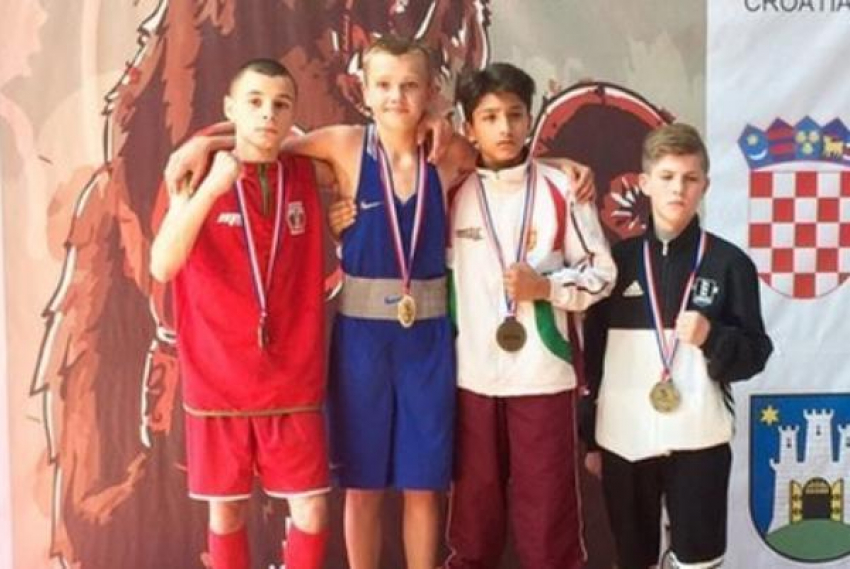 Николай Мединский из Гуково стал победителем первенства Европы по боксу 