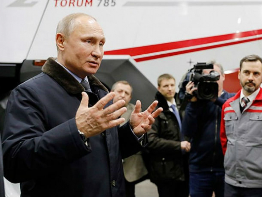 Путин поделился секретом создания крепкой семьи и рассказал когда заводить детей в Ростове