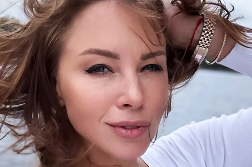 Полина Диброва с трудом купила билеты и уехала от мужа и любовника к детям в Ростов