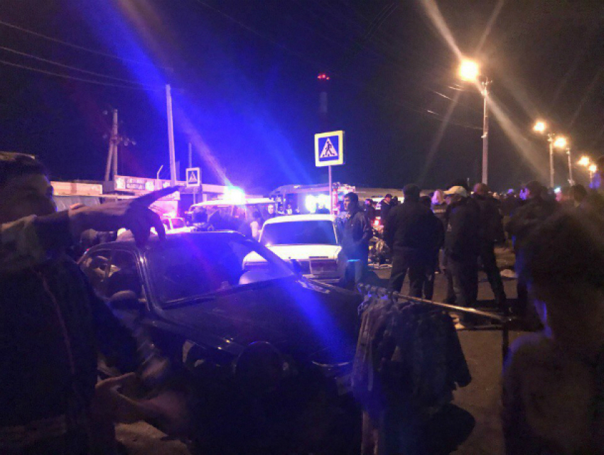 Таксисты «драли» тройную плату с пассажиров, спешивших к пожару на «Темернике» в Ростове