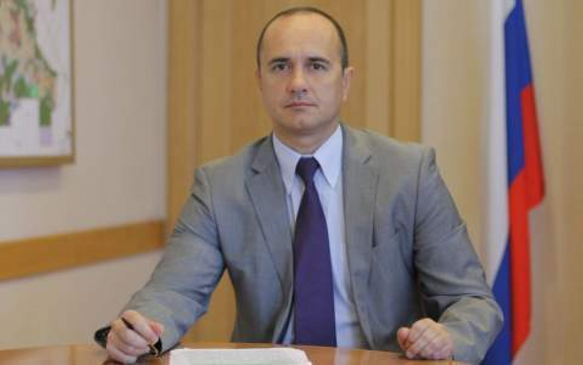 В Новошахтинске мэра обяжут сообщать о личной заинтересованности